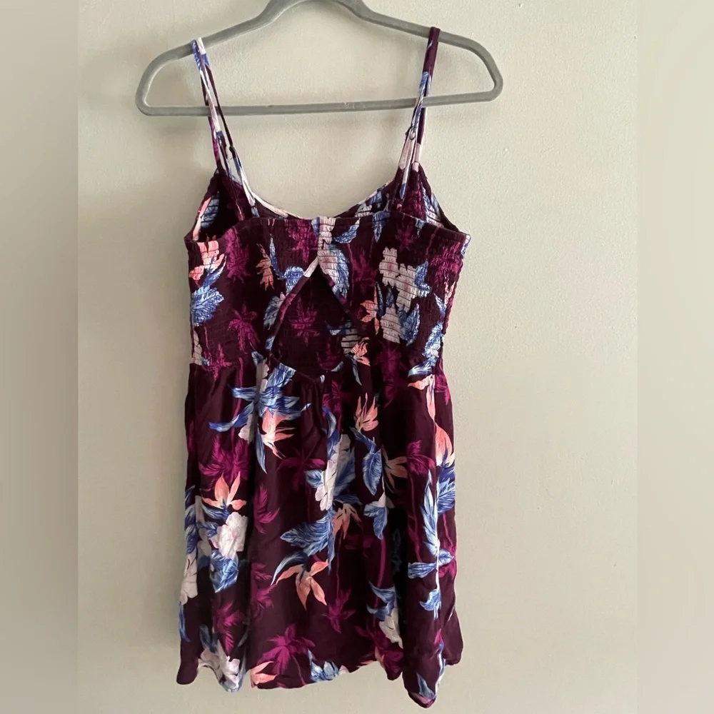 American Eagle summer dress. - Picture 3 of 5